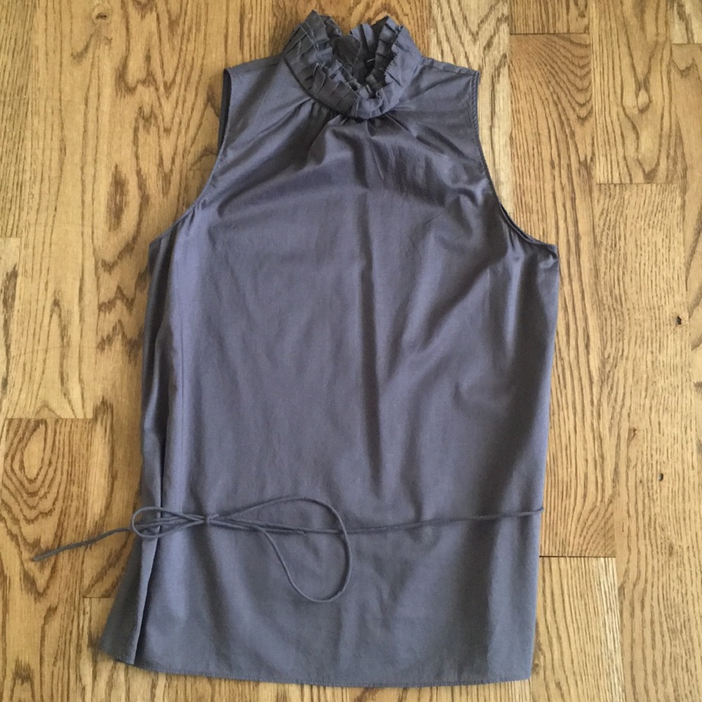 Sleeveless blouse